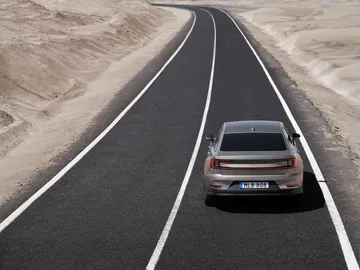 Polestar 2 Versiones Acceso 15