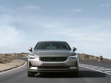 Polestar 2 Versiones Acceso 18