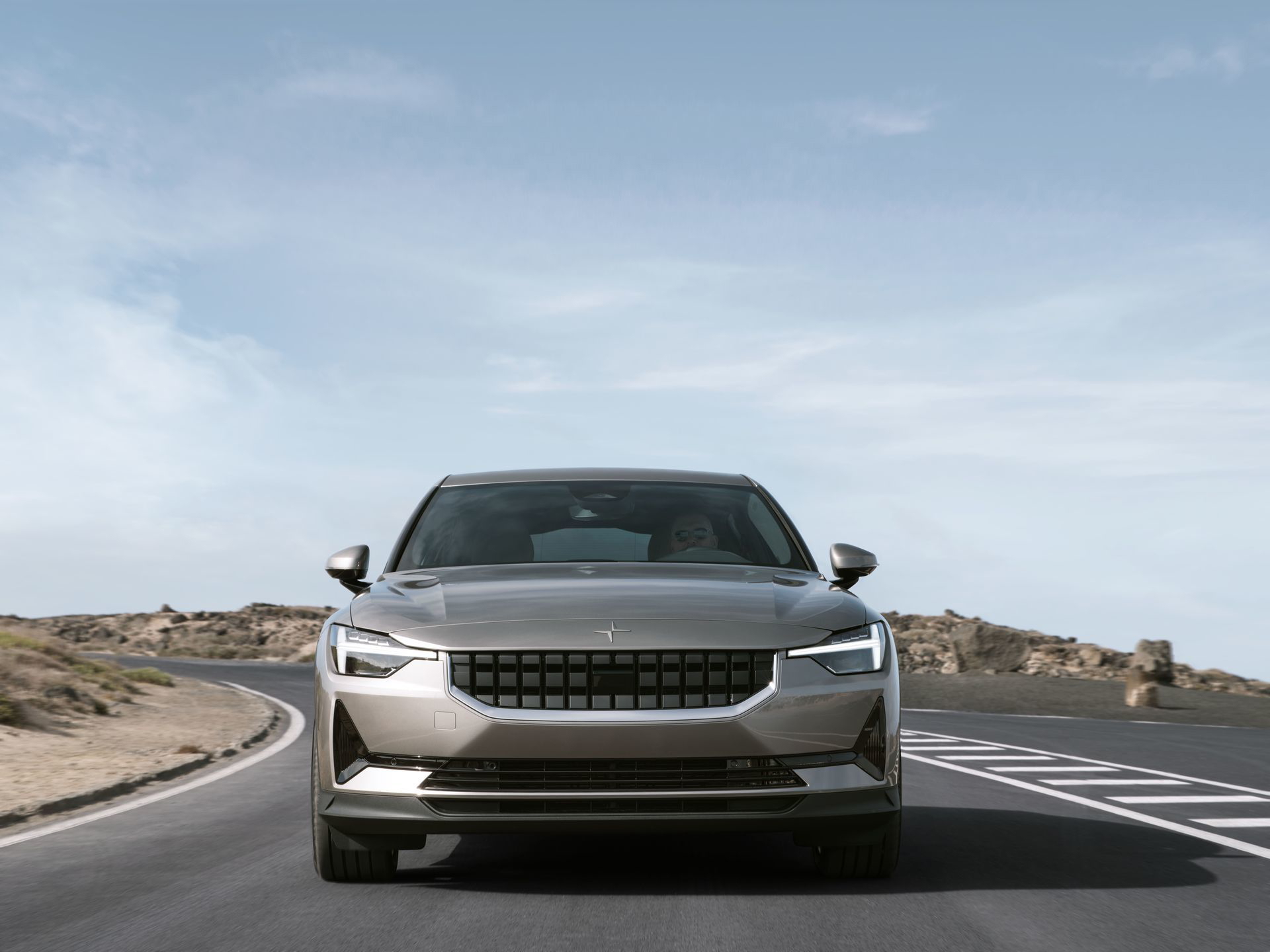 Polestar 2 Versiones Acceso 18