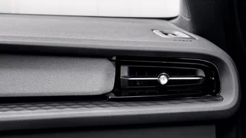 Polestar 2 Versiones Acceso 24