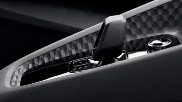 Polestar 2 Versiones Acceso 25