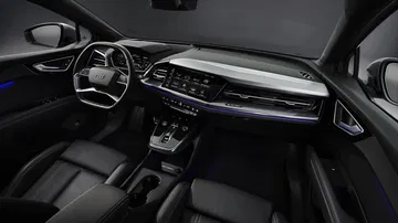 Vista del avanzado cuadro de instrumentos del Audi Q4 e-tron.
