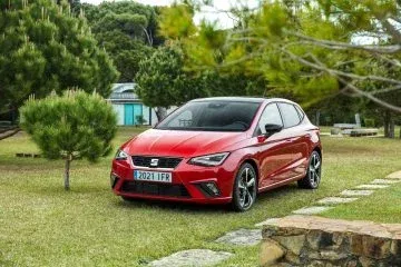 SEAT Ibiza FR 40 Aniversario: equipamiento y precios - Carnovo