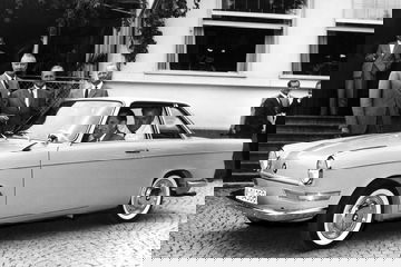 Bmw 700 04