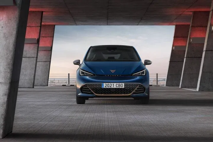 Cupra Born Electrico 2021 Aurora Blue 2