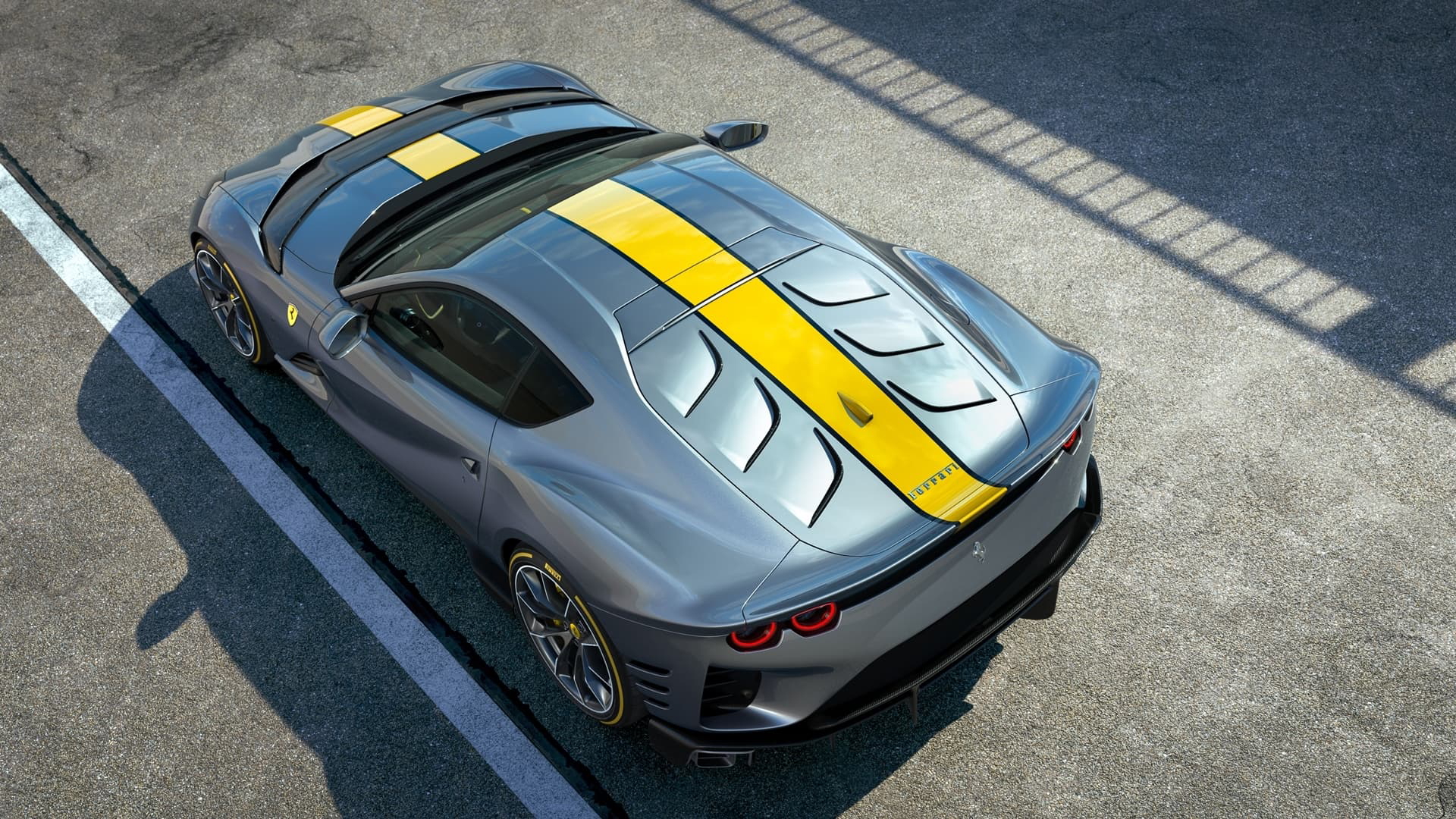 Ferrari 812 Competizione 2021 0521 011