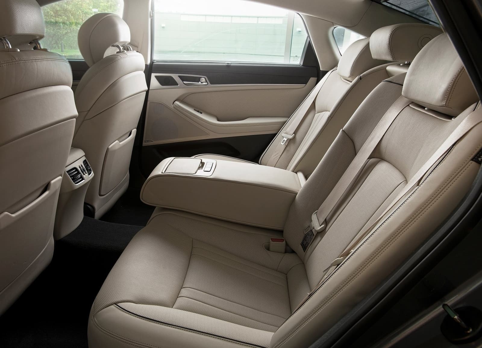 Genesis G80 Mk1 0521 04