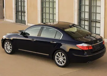 Hyundai Genesis Primera Generacion 0521 02