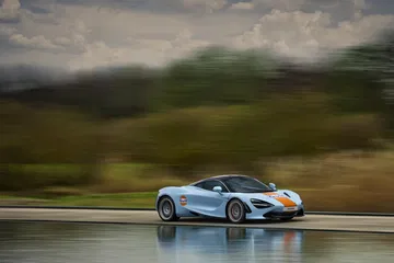 Mclaren 720s Gulf Oil 4