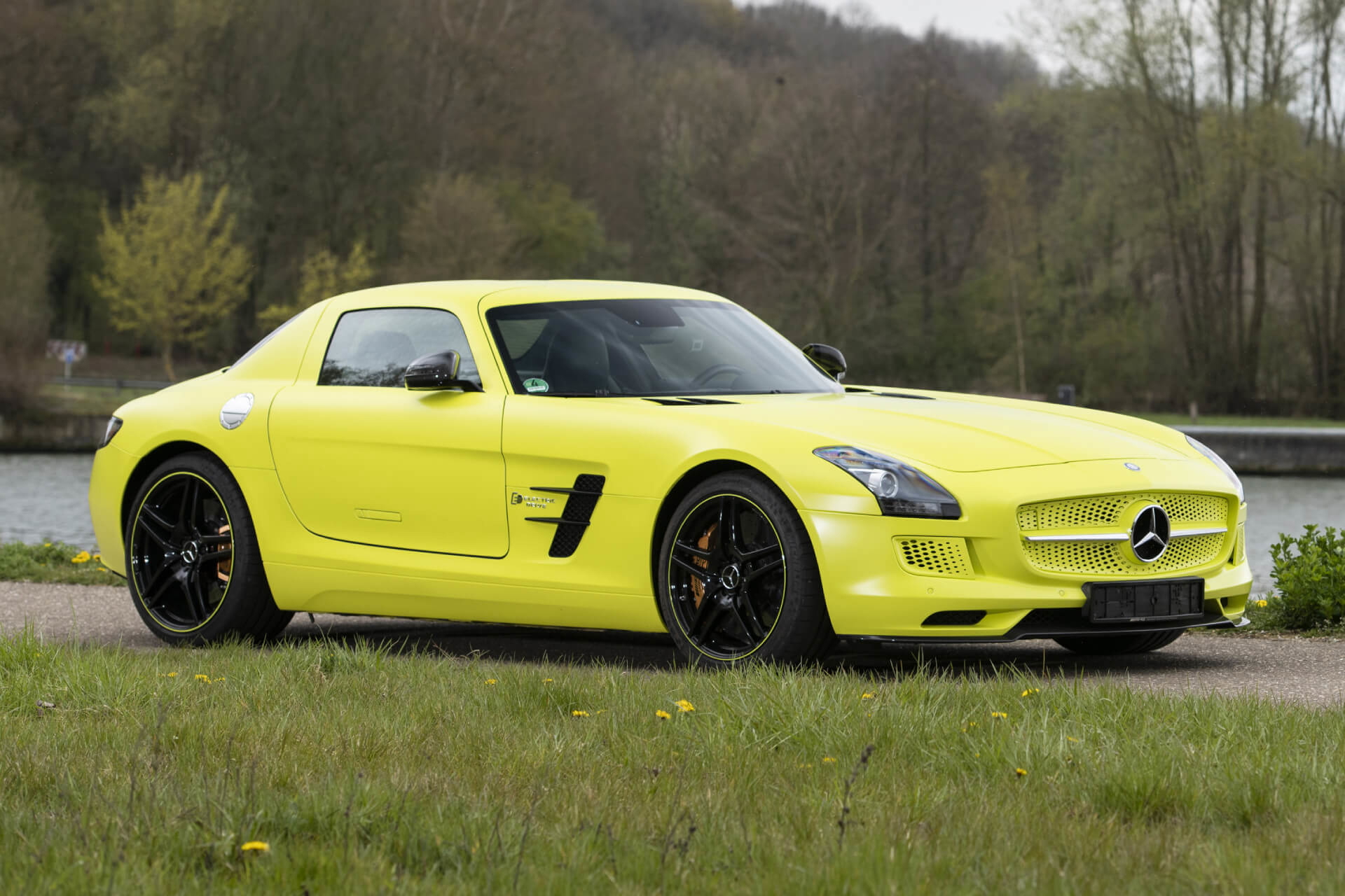 Mercedes Benz Sls Amg Electric Drive 01