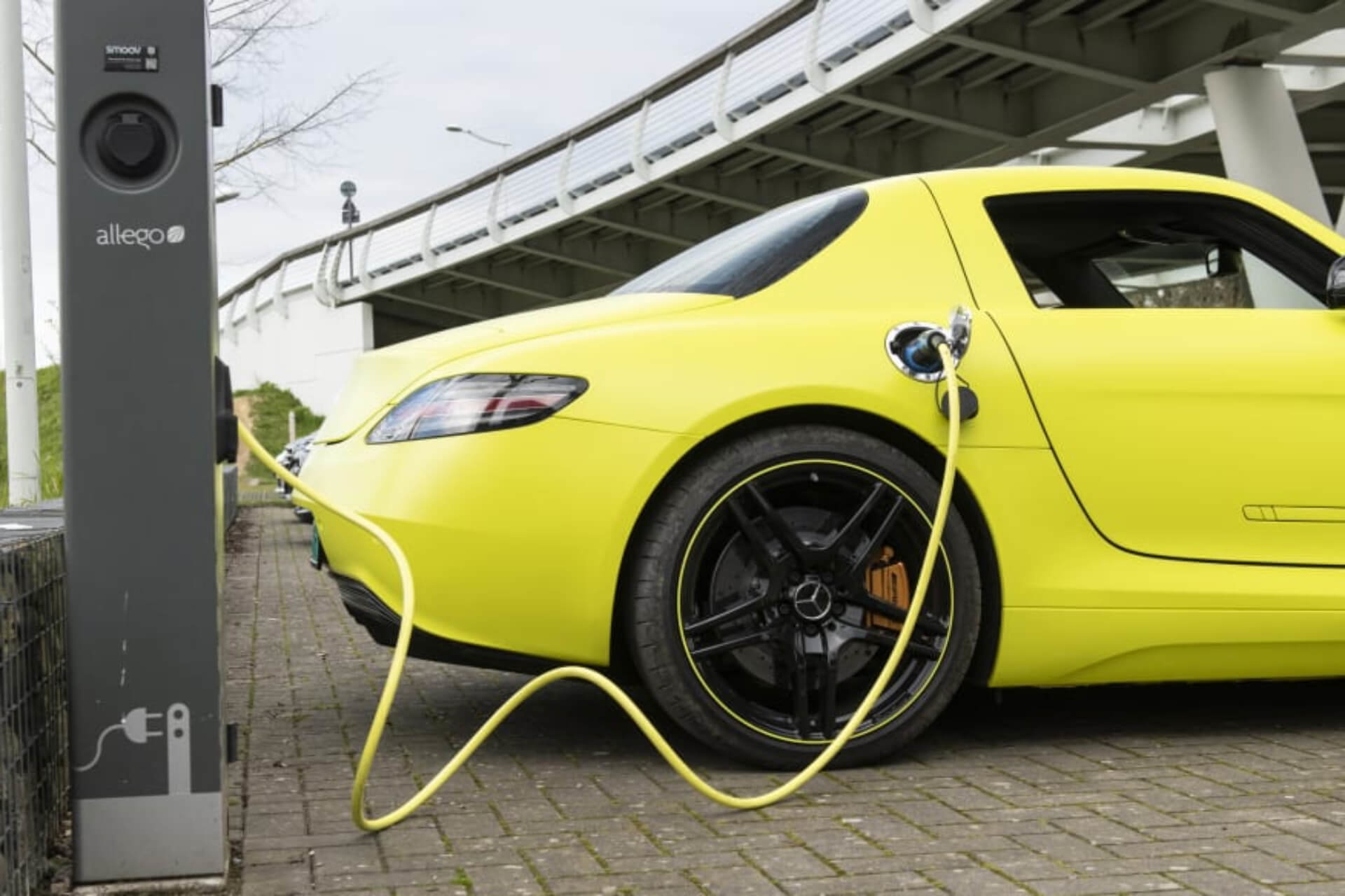 Mercedes Benz Sls Amg Electric Drive 09