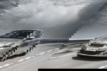 Peugeot 308 Oferta Renting Mayo 2021 Exterior 02 Frontal
