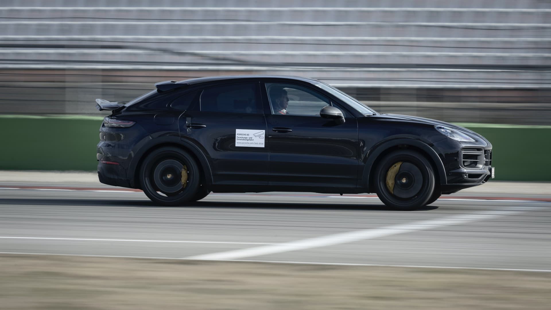 Porsche Cayenne Deportivo Walter Rohrl 02