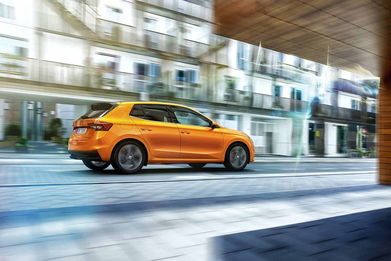 Skoda Fabia 2021 Naranja Trasera 4 Skoda Fabia 2021 Naranja Trasera 4