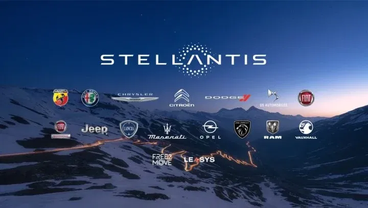 Stellantis Logos Fabricantes 0521 01