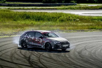 Audi Rs3 2021 Camuflado 0621 046