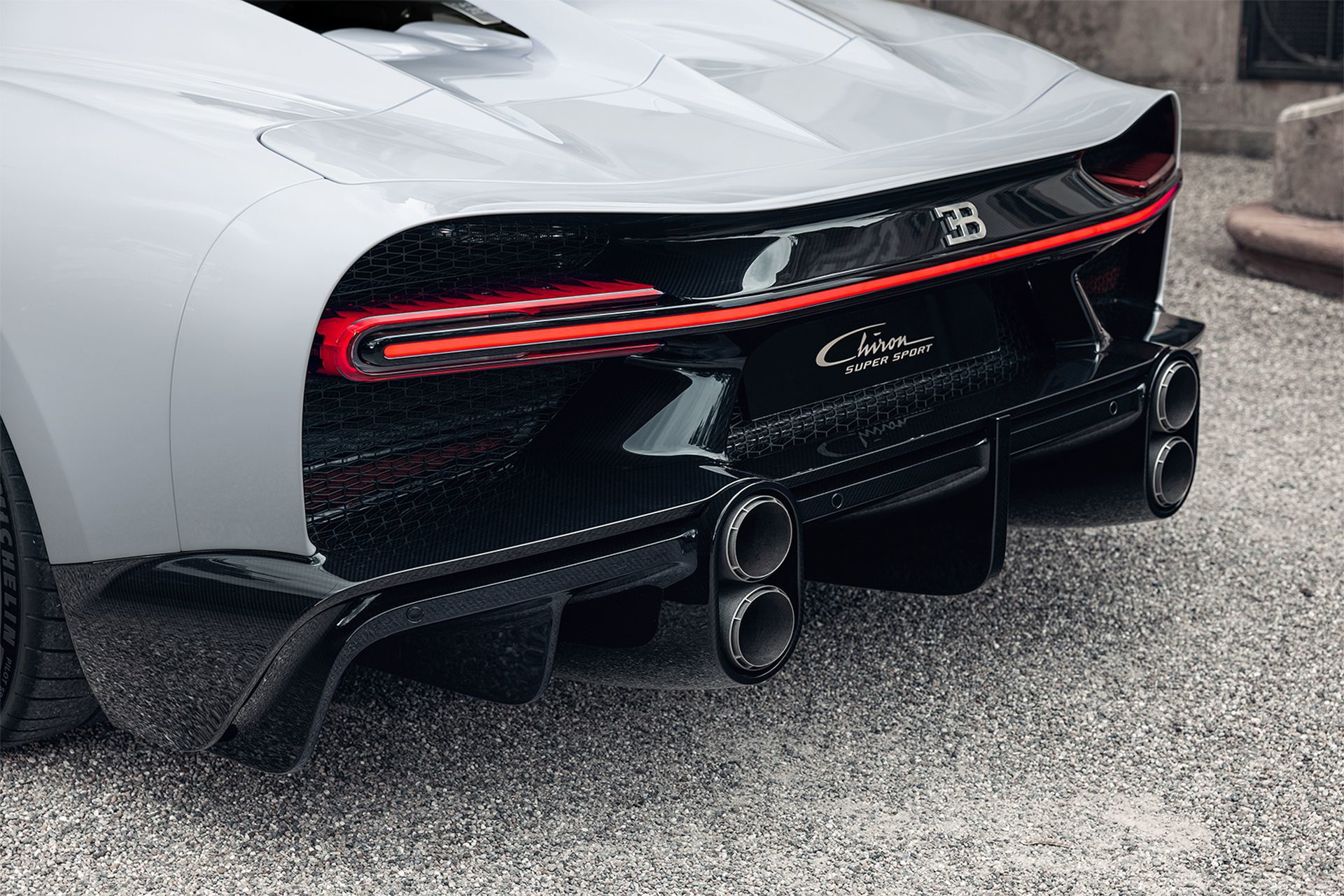 bugatti-chiron-super-sport-2021-11.jpeg