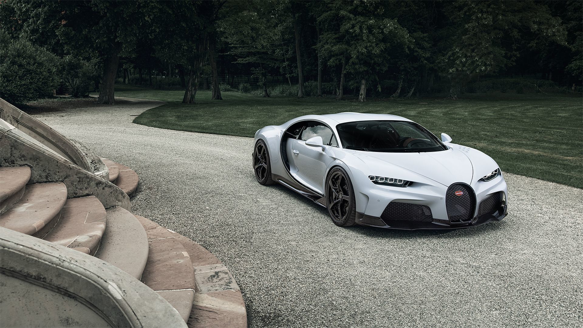bugatti-chiron-super-sport-2021-13.jpeg