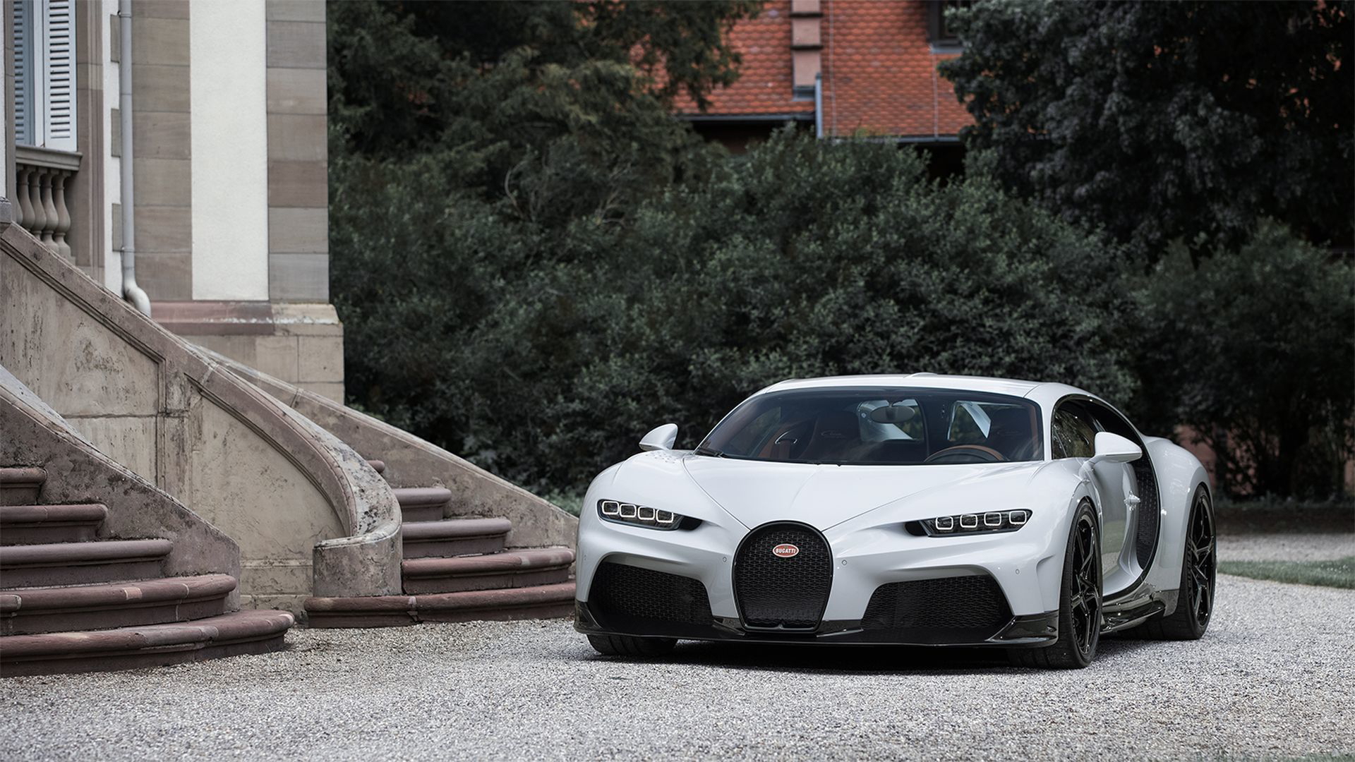 bugatti-chiron-super-sport-2021-14.jpeg