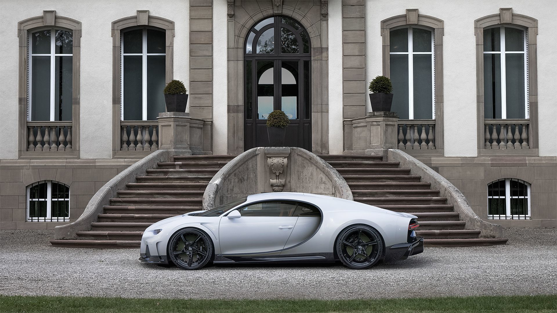 bugatti-chiron-super-sport-2021-15.jpeg