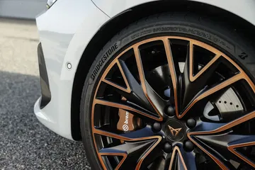 Cupra Leon Tsi 300 0621 024