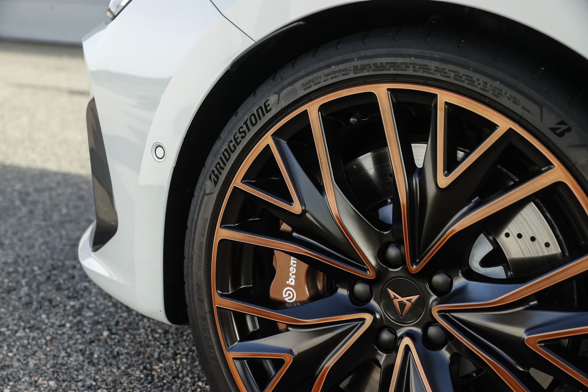 Cupra Leon Tsi 300 0621 024