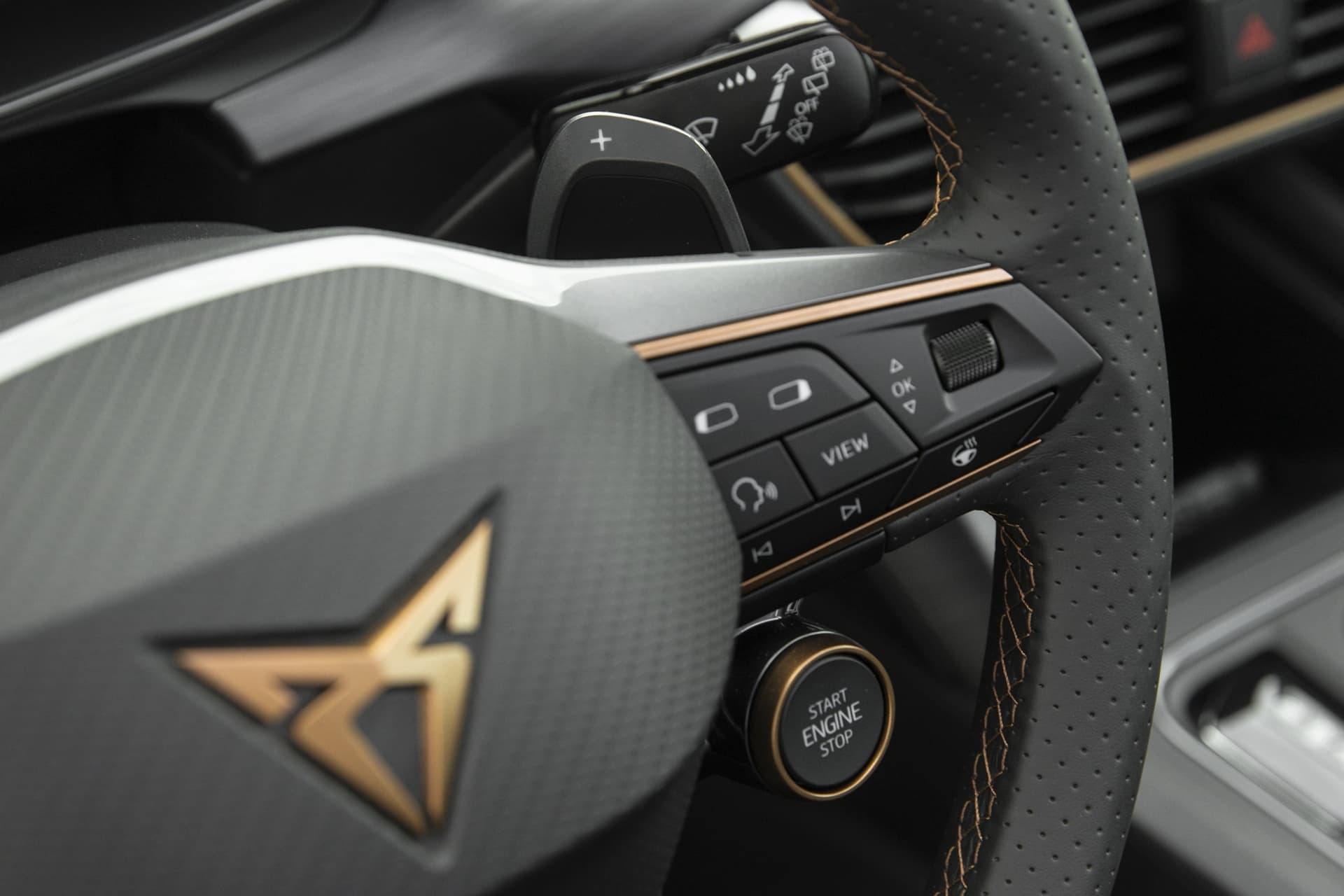 Cupra Leon Tsi 300 0621 032