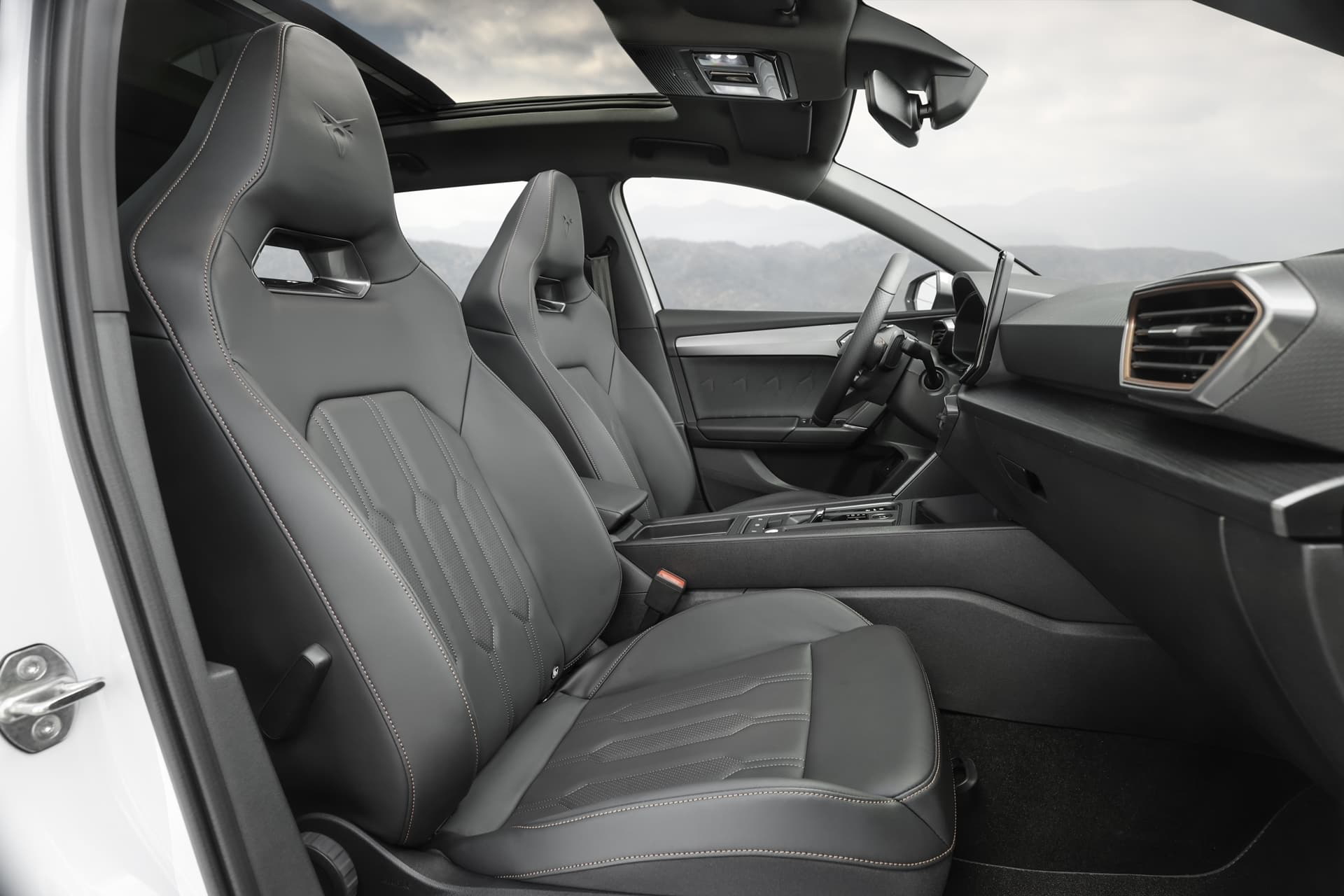 Cupra Leon Tsi 300 0621 035