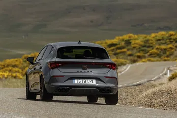 Cupra Leon Tsi 300 0621 050