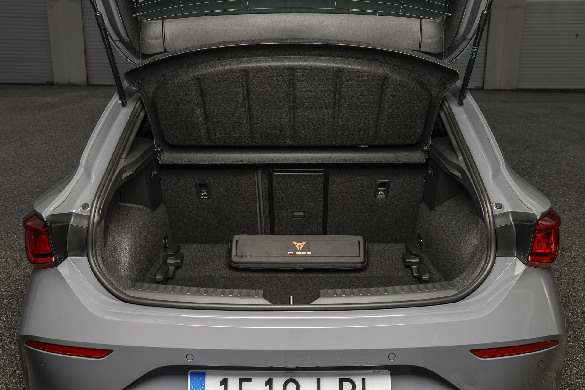 Cupra Leon Tsi 300 0621 084