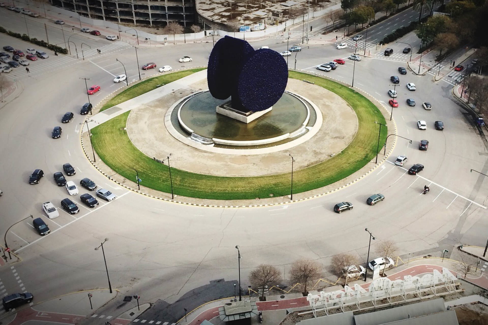 Dgt Recuerda 3 Reglas Rotondas 04