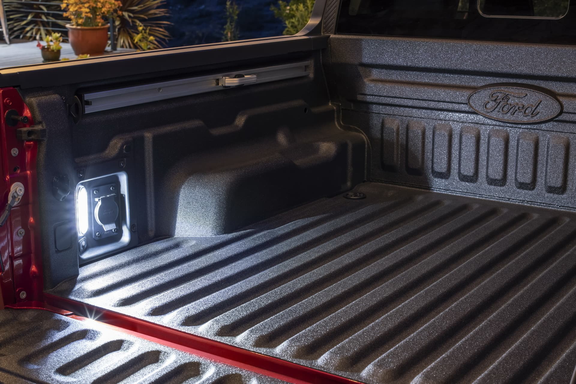 Ford Maverick 2022 2 Caja Carga