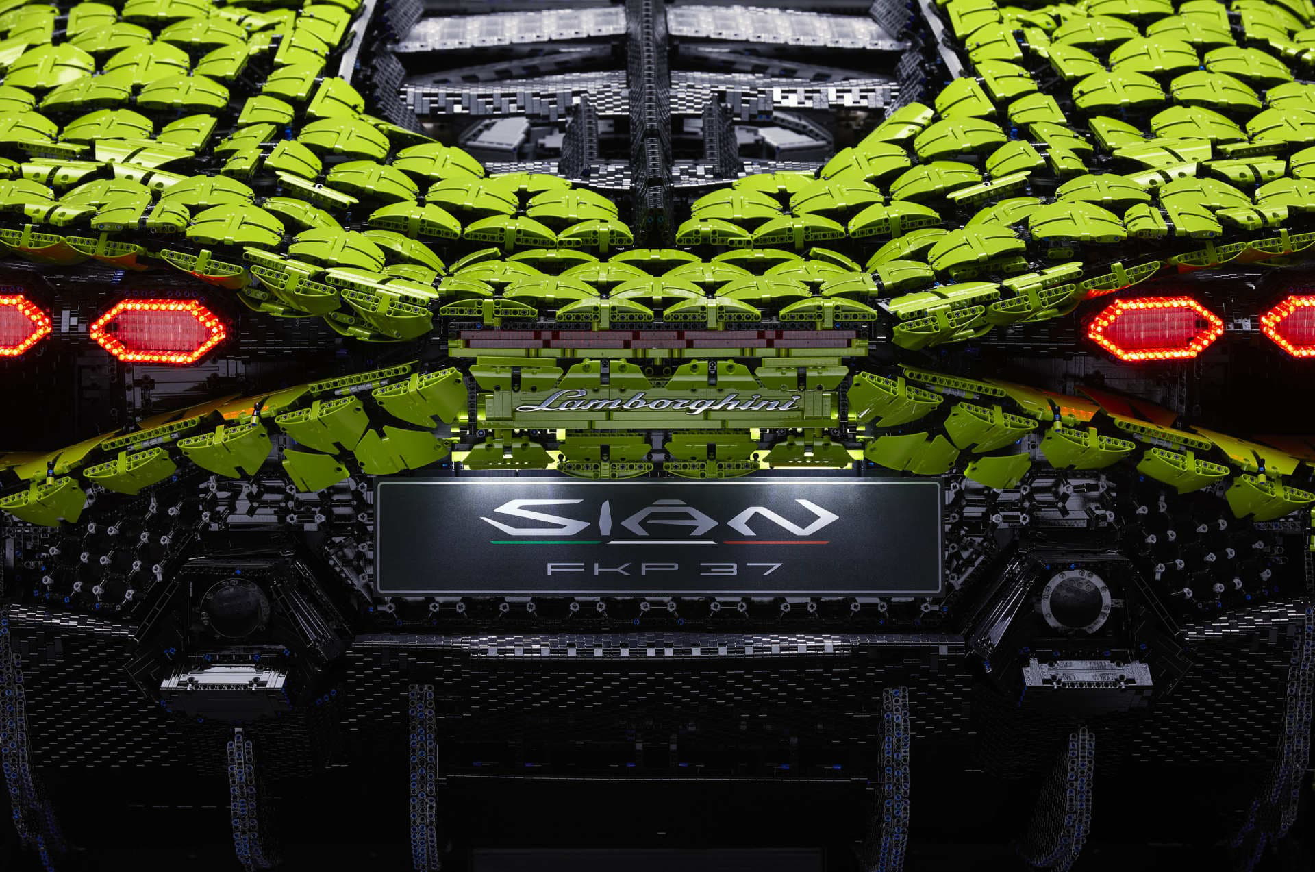 Lego Lamborghini Sian Tamano Real 18