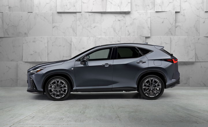 Lexus Nx 450h 2021 Gris Exterior 08 Lexus Nx 450h 2021 Gris Exterior 08