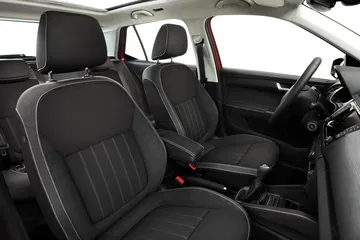 Oferta Skoda Fabia Combi Junio 2021 Interior 03 Plazas Delanteras Asientos