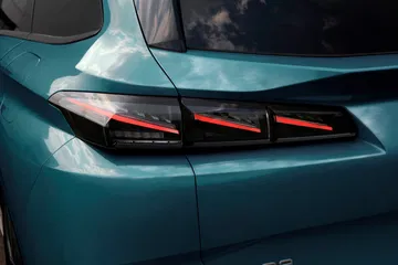 Peugeot 308 Sw Piloto Verde 01