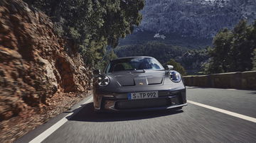 Porsche 911 Gt3 Touring 2021 1