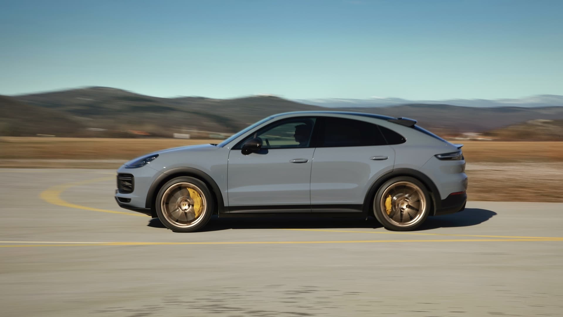 Porsche Cayenne Turbo Gt 2021 0621 009