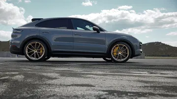 Porsche Cayenne Turbo Gt 2021 0621 012