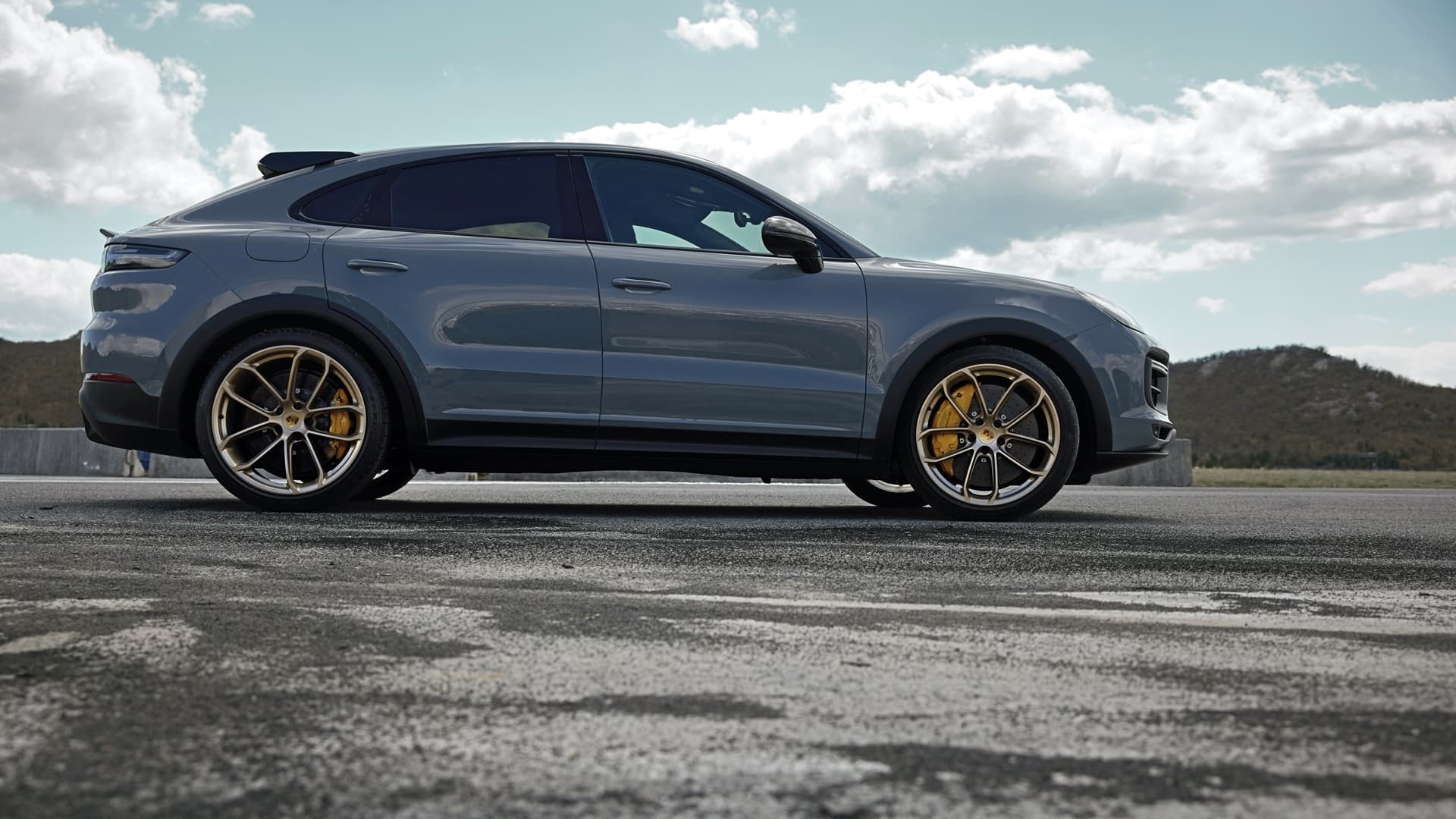Porsche Cayenne Turbo Gt 2021 0621 012