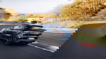 Record Nurburgring Porsche Cayenne 06