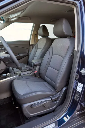 Ssangyong Tivoli Grand 2021 34 Interior Plazas Delanteras