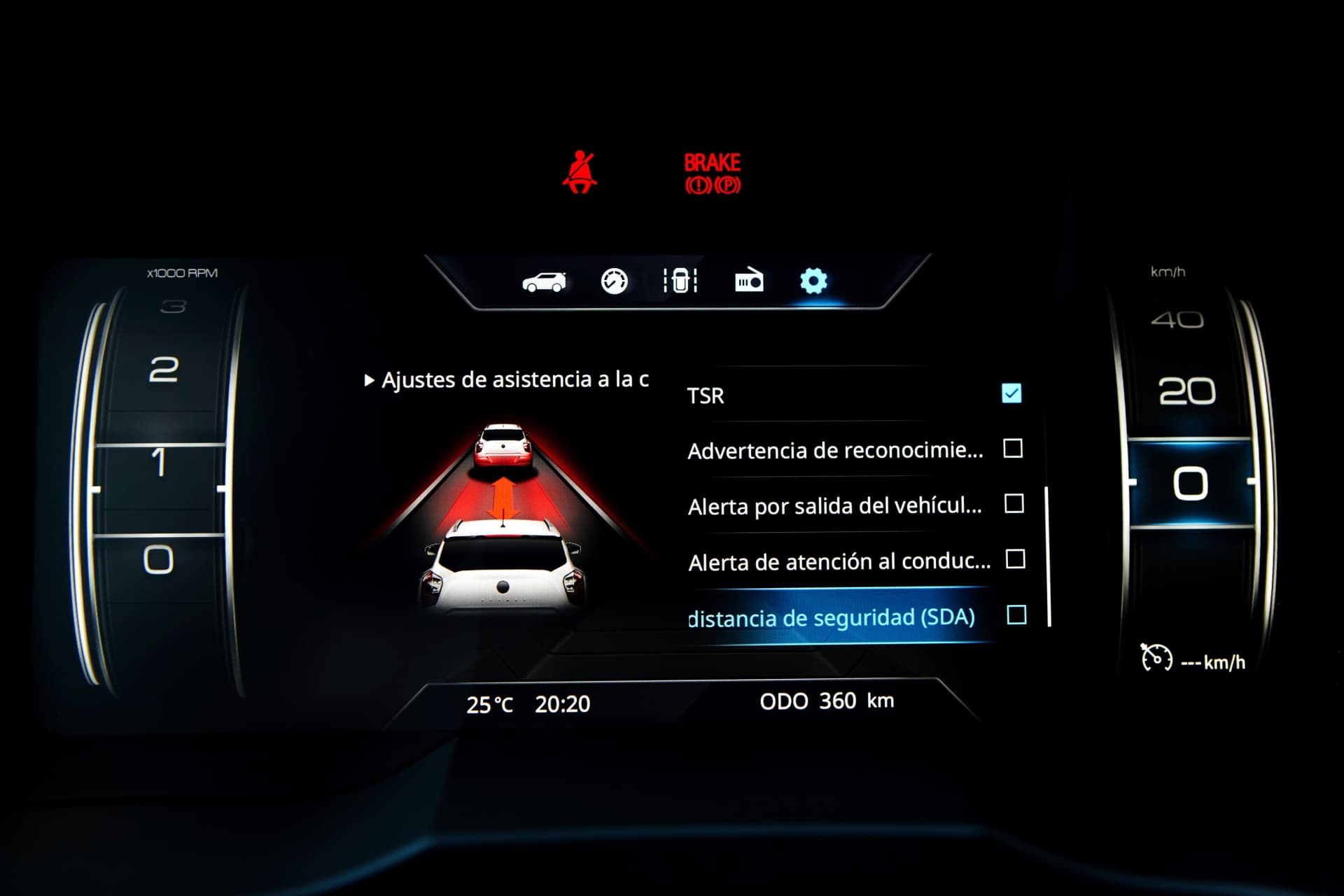 Ssangyong Tivoli Grand 2021 37 Interior Instrumentacion