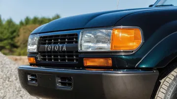 Toyota Land Cruiser Fzj80 011