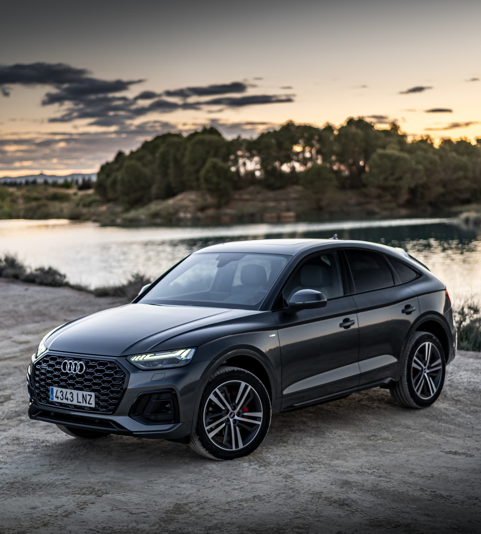 Audi Q5 Sportback Contacto 02