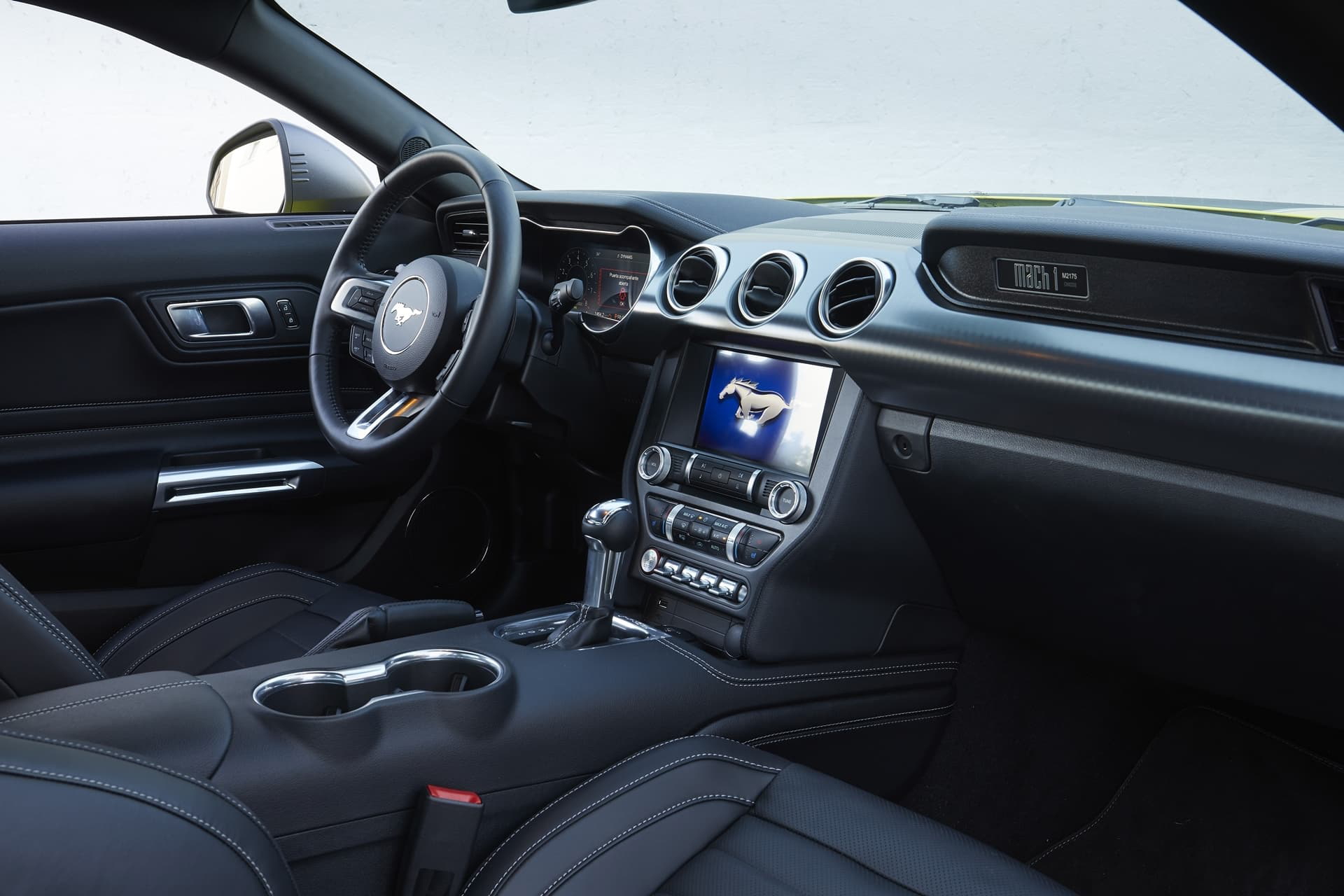 Ford Mustang Mach 1 0721 050