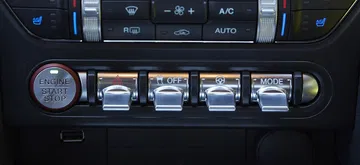 Ford Mustang Mach 1 0721 054
