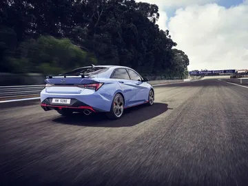 Hyundai Elantra N 2022 5