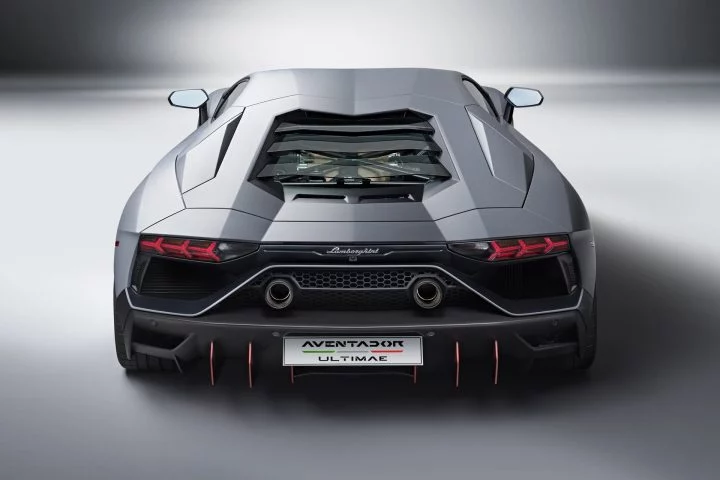 Lamborghini Aventador Ultimae 033