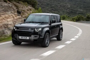 Land Rover Defender 110 V8 Carretera 00013